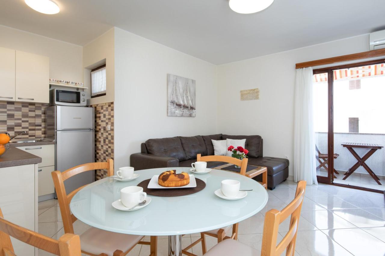 Apartments Dujmovic Ivo 2 Baška Extérieur photo